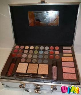 Kozmetick� kufr�k- 037301